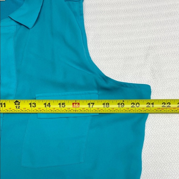 LOFT Blouse V-Neck Sleeveless Mixed Media Turquoise Blue Green Size Large - Picture 4 of 9
